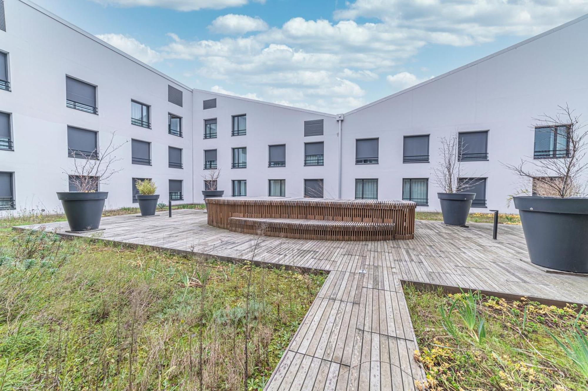 Montempo Apparthotel Bordeaux Centre - Bassins A Flot Exterior foto